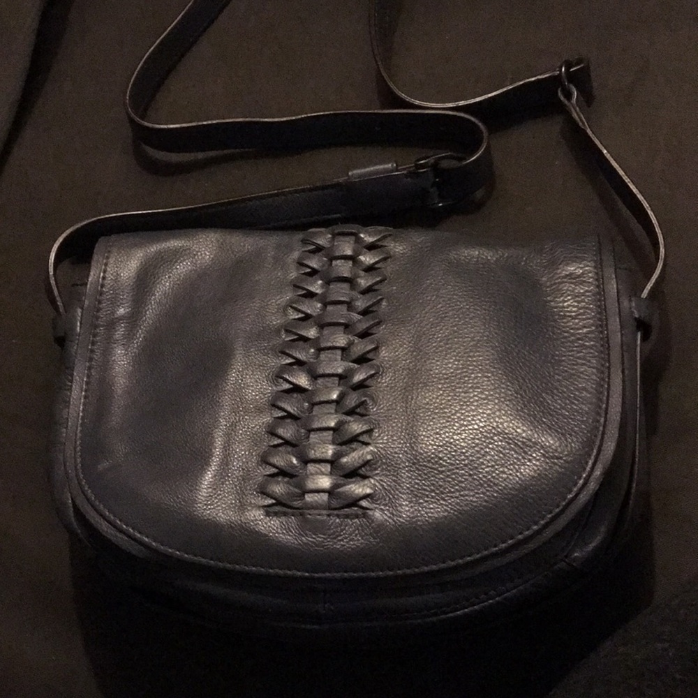 100% Leather Banana Republic Purse